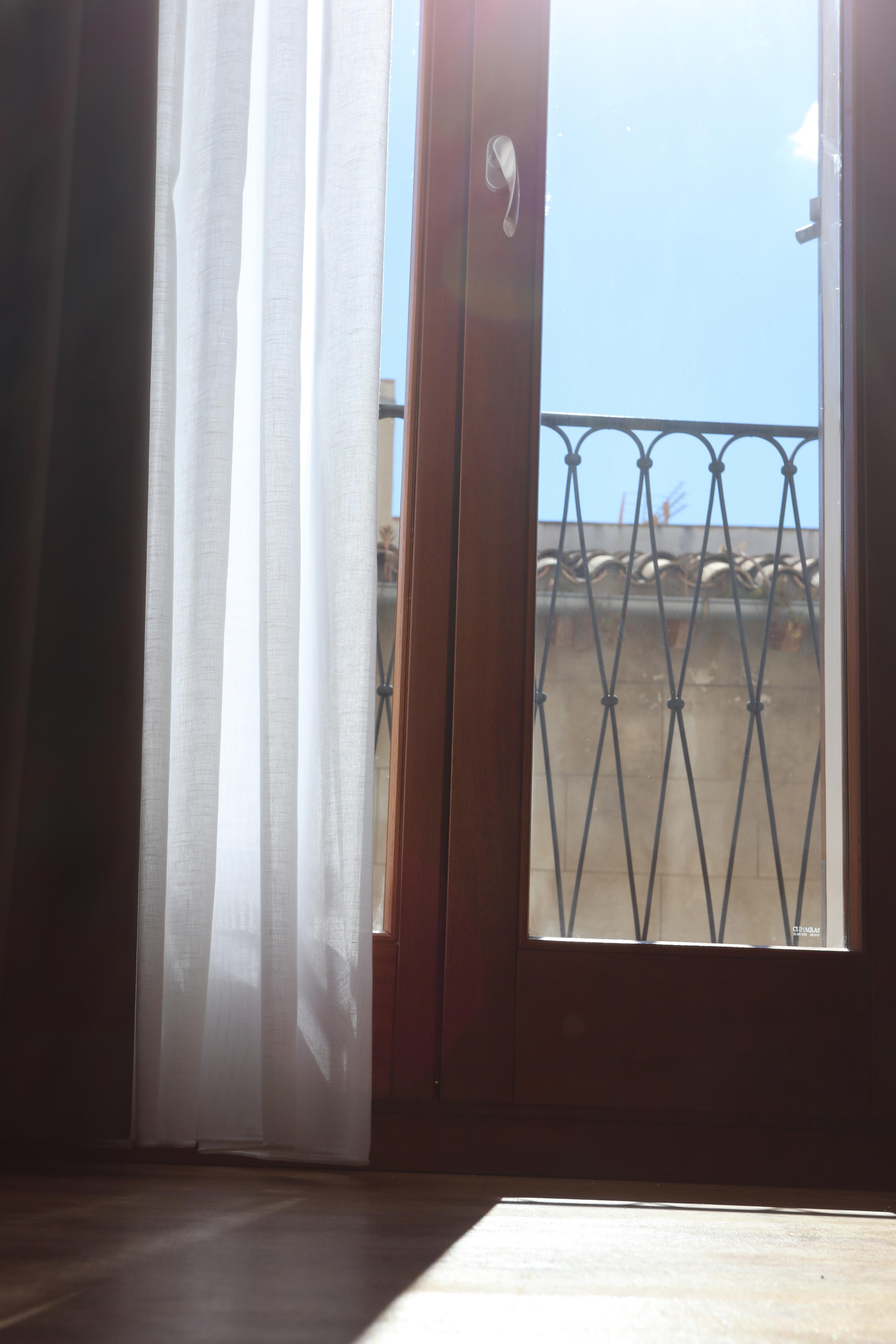 Bo Hotel Palma ภายนอก รูปภาพ The window of a room in Barcelona, Spain.