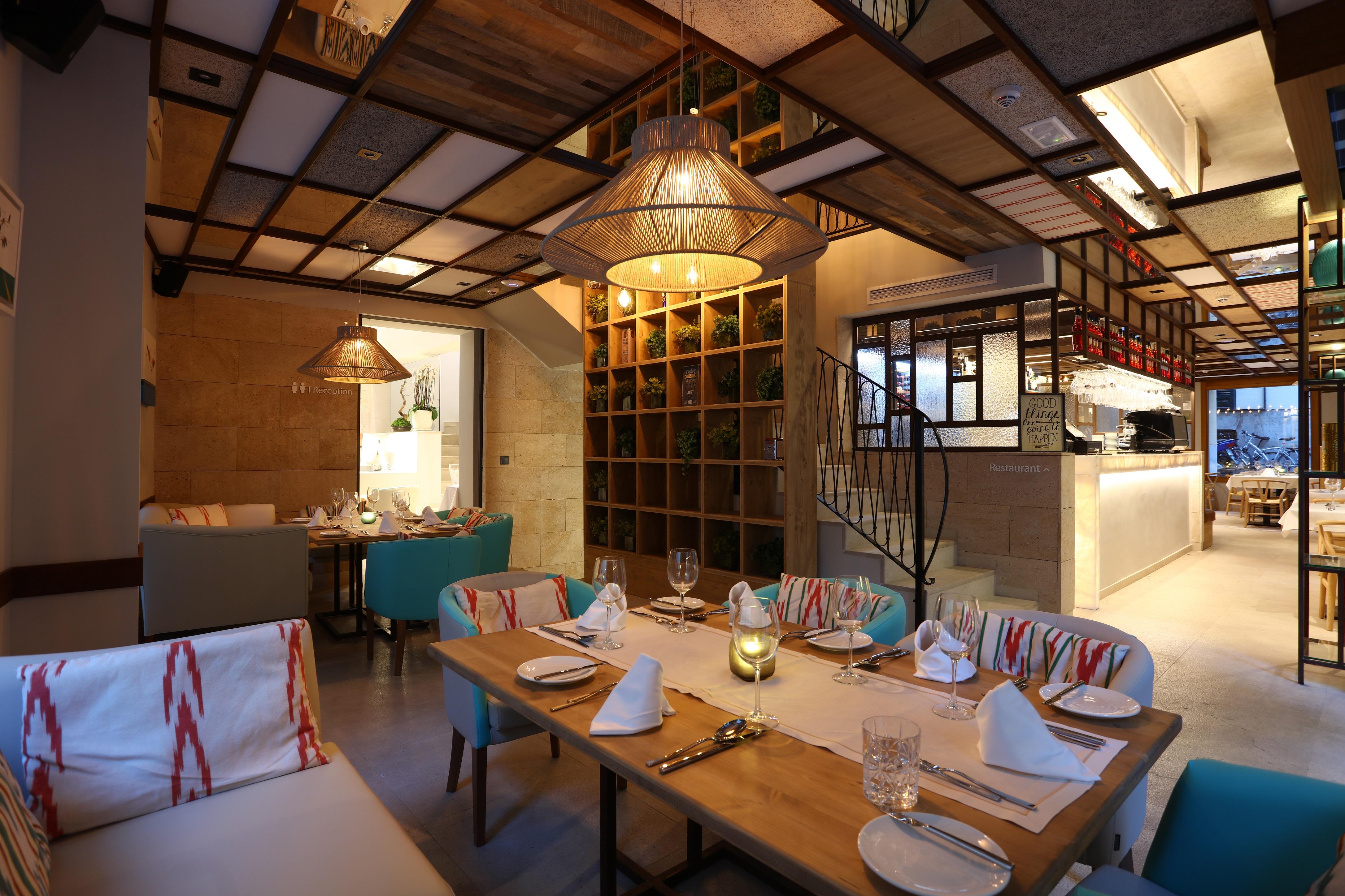 Bo Hotel Palma ภายนอก รูปภาพ Interior of the restaurant