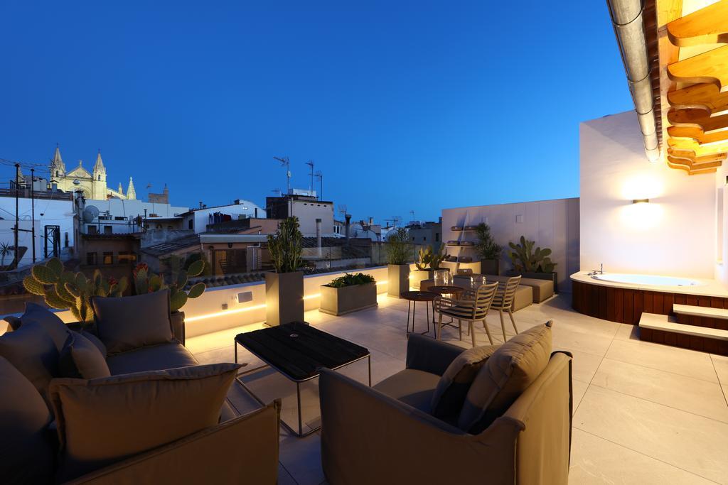 Bo Hotel Palma ภายนอก รูปภาพ Rooftop terrace of a modern apartment in Valencia