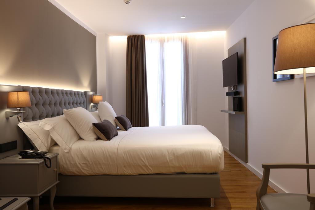 Bo Hotel Palma ภายนอก รูปภาพ A room at the hotel